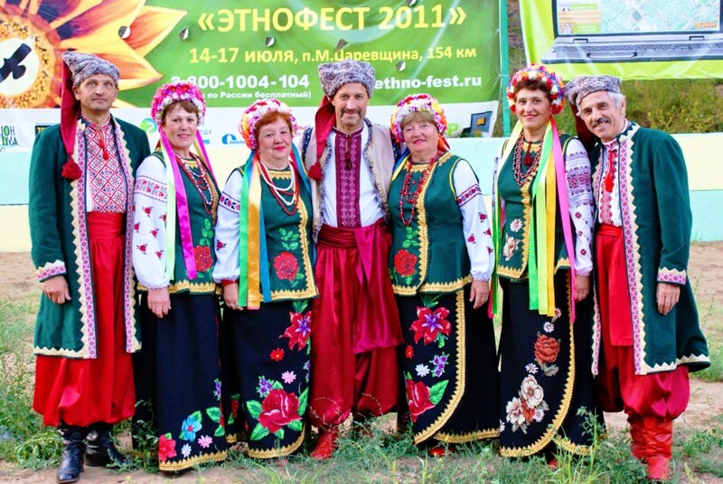 хлопци та девчата нар.хора "Украина"( г.Сыктывкар) на ЭТНОФЭСТ 2011 